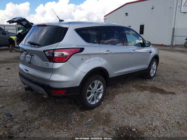 45195960 :رقم المزاد ، 1FMCU9G95HUE15986 vin ، 2017 Ford Escape Se مزاد بيع