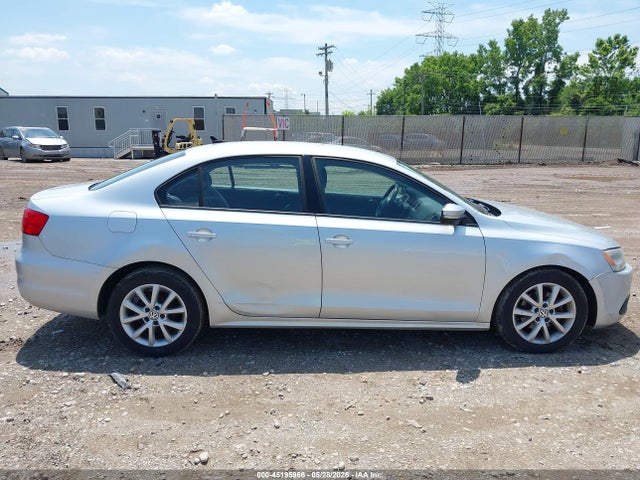 Продаж на аукціоні авто 2011 Volkswagen Jetta 2.5l Se, vin: 3VWDX7AJXBM133049, номер лоту: 45195966