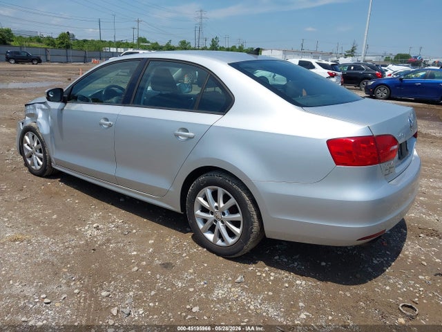 Продаж на аукціоні авто 2011 Volkswagen Jetta 2.5l Se, vin: 3VWDX7AJXBM133049, номер лоту: 45195966