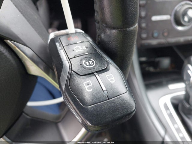 Продажа на аукционе авто 2016 Ford Fusion Energi Titanium, vin: 3FA6P0SU5GR363335, номер лота: 45195977