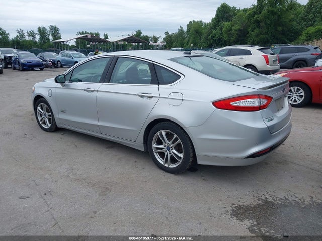 Продажа на аукционе авто 2016 Ford Fusion Energi Titanium, vin: 3FA6P0SU5GR363335, номер лота: 45195977