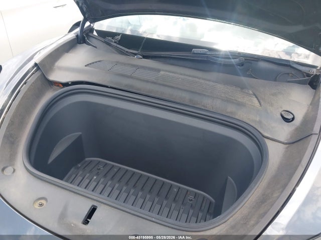 Продаж на аукціоні авто 2021 Tesla Model Y Long Range Dual Motor All-wheel Drive, vin: 5YJYGDEE3MF141288, номер лоту: 45195995