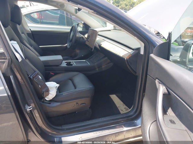 Продаж на аукціоні авто 2021 Tesla Model Y Long Range Dual Motor All-wheel Drive, vin: 5YJYGDEE3MF141288, номер лоту: 45195995