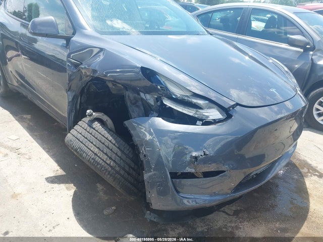 Продаж на аукціоні авто 2021 Tesla Model Y Long Range Dual Motor All-wheel Drive, vin: 5YJYGDEE3MF141288, номер лоту: 45195995