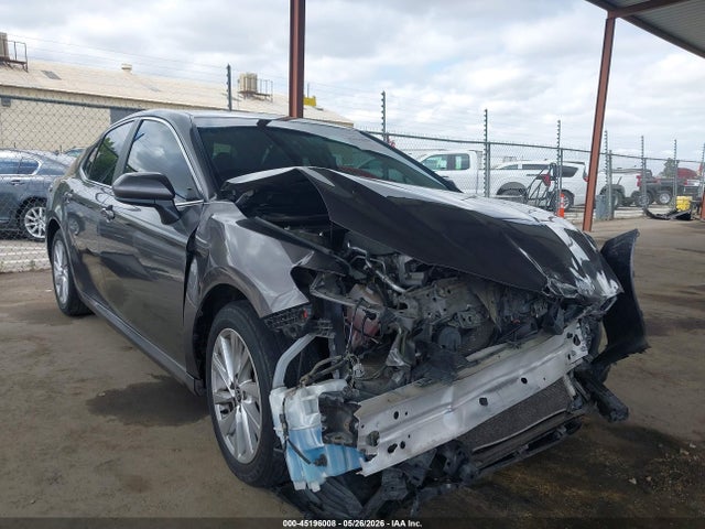 Toyota CAMRY LE 2021 4T1C11AK4MU559500 Image 1