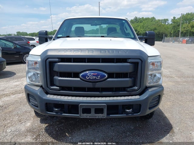45196016 :رقم المزاد ، 1FDBF2B6XFEA14693 vin ، 2015 Ford F-250 Xl مزاد بيع