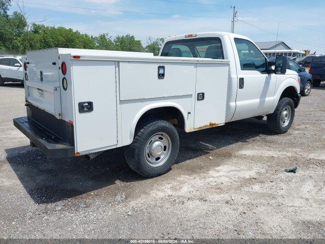 45196016 :رقم المزاد ، 1FDBF2B6XFEA14693 vin ، 2015 Ford F-250 Xl مزاد بيع