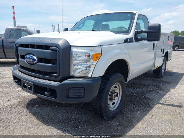 45196016 :رقم المزاد ، 1FDBF2B6XFEA14693 vin ، 2015 Ford F-250 Xl مزاد بيع
