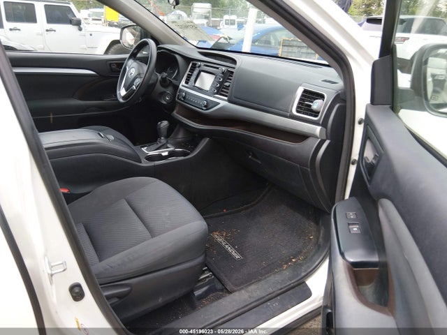 5TDBKRFHXGS239650 Toyota Highlander Le V6