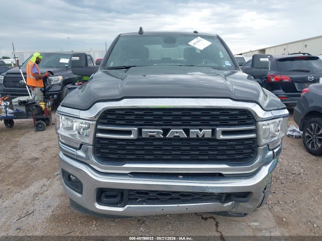 45196032 :رقم المزاد ، 3C6UR5DL1RG338645 vin ، 2024 Ram 2500 Big Horn  4x4 6'4 Box مزاد بيع