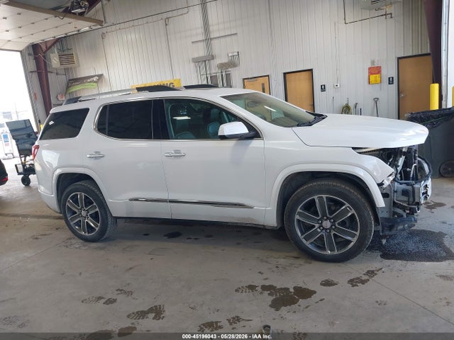 45196043 :رقم المزاد ، 1GKKNXLS4HZ306002 vin ، 2017 Gmc Acadia Denali مزاد بيع