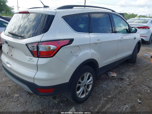 Ford ESCAPE SE 2017 1FMCU0GD5HUC63580 Image 4