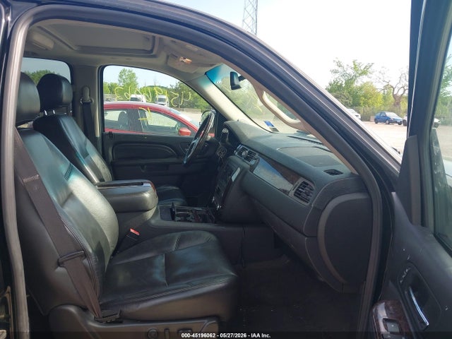 Aukcja sprzedaży 2010 Gmc Yukon Xl 1500 Denali, vin: 1GKUKMEF5AR275249, numer aukcji: 45196062