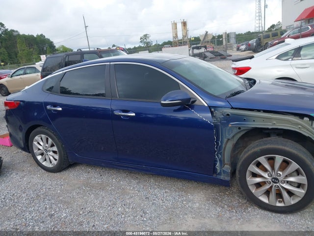 KIA Optima Lx 2017 5XXGT4L33HG122087 Image 14