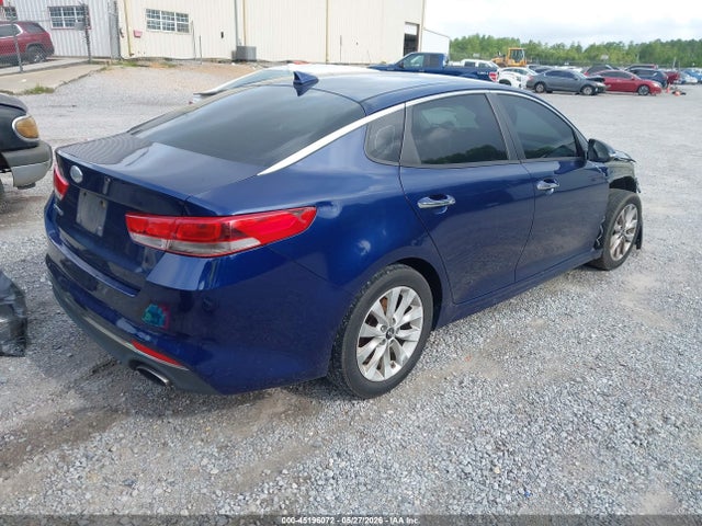 KIA Optima Lx 2017 5XXGT4L33HG122087 Image 4
