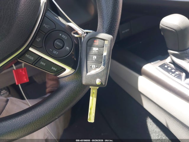 Aukcja sprzedaży 2022 Toyota Camry Le, vin: 4T1C11AK9NU688530, numer aukcji: 45196088