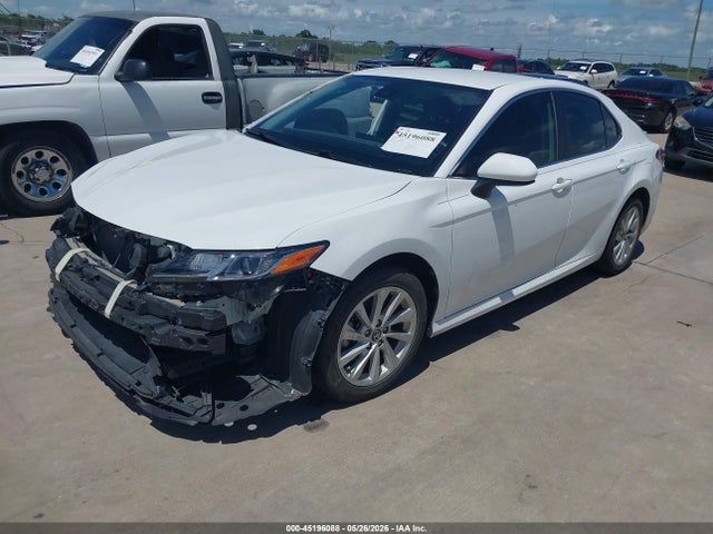4T1C11AK9NU688530 Toyota CAMRY LE