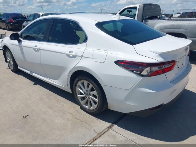 Auction sale of the 2022 Toyota Camry Le, vin: 4T1C11AK9NU688530, lot number: 45196088