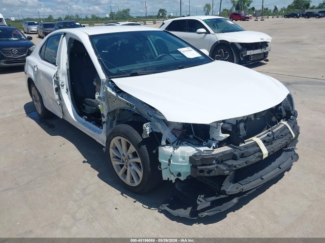 4T1C11AK9NU688530 Toyota CAMRY LE