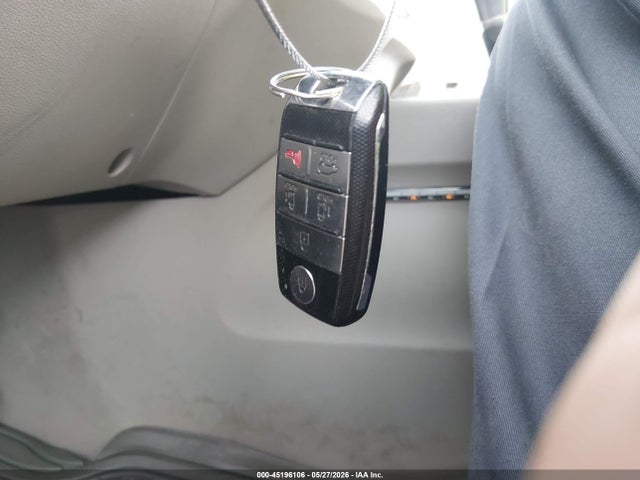 2017 Kia Sedona Lx მანქანა იყიდება აუქციონზე, vin: KNDMB5C1XH6270343, აუქციონის ნომერი: 45196106