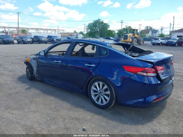 Aukcja sprzedaży 2017 Kia Optima Lx, vin: 5XXGT4L38HG125650, numer aukcji: 45196133