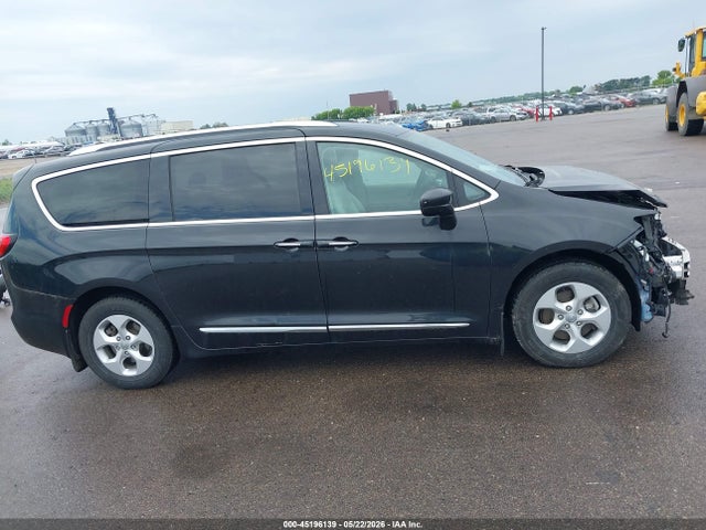 Chrysler Pacifica Touring-l Plus 2017 2C4RC1EG6HR837699 Image 14
