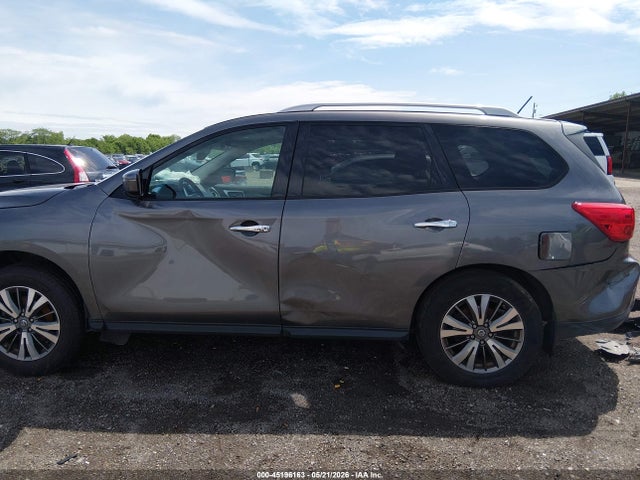 Продаж на аукціоні авто 2017 Nissan Pathfinder S, vin: 5N1DR2MM5HC625581, номер лоту: 45196163