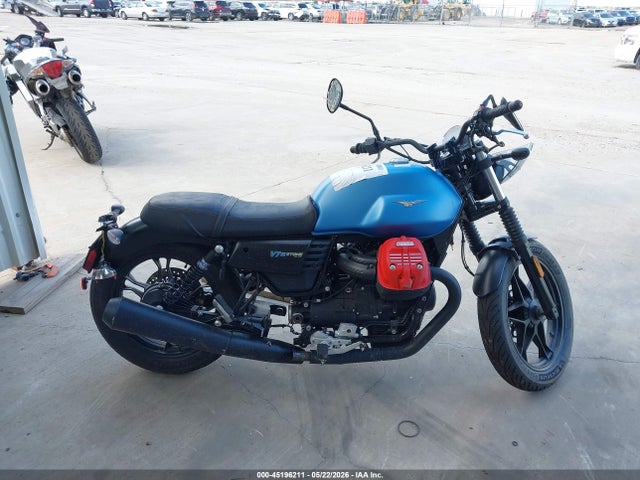 Moto Guzzi V7 Iii Stone 2017 ZGULDU000HM000087 Image 12
