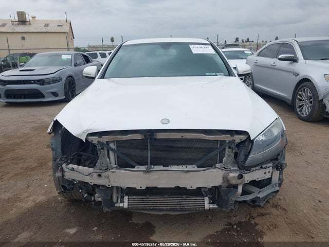 55SWF4KB5FU022972 Mercedes-Benz C 300 4matic