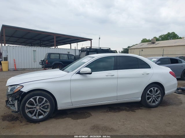 55SWF4KB5FU022972 Mercedes-Benz C 300 4matic