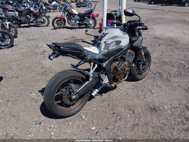 Продажа на аукционе авто 2025 Honda Cb650 R, vin: MLHRH1657S5100057, номер лота: 45196294