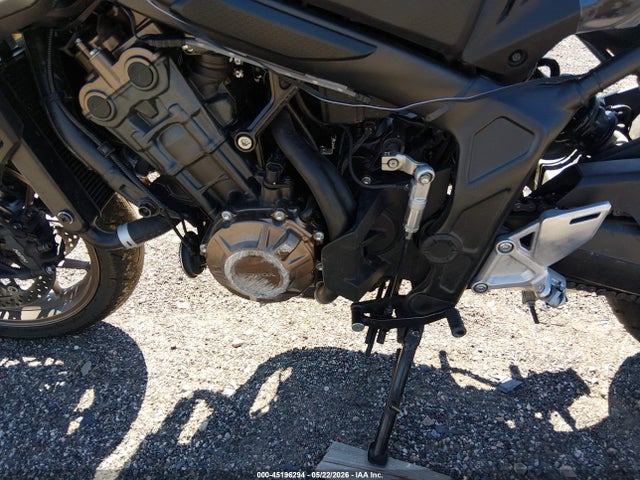 Продажа на аукционе авто 2025 Honda Cb650 R, vin: MLHRH1657S5100057, номер лота: 45196294