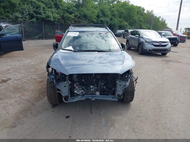 2025 Toyota Corolla Cross Xle მანქანა იყიდება აუქციონზე, vin: 7MUDAABG8SV142018, აუქციონის ნომერი: 45196303