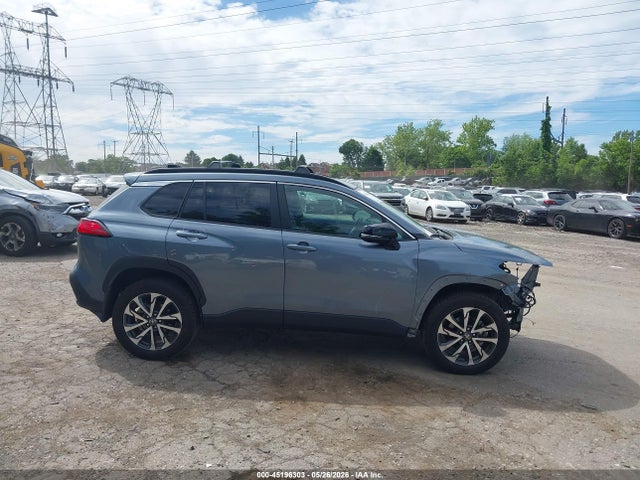 2025 Toyota Corolla Cross Xle მანქანა იყიდება აუქციონზე, vin: 7MUDAABG8SV142018, აუქციონის ნომერი: 45196303