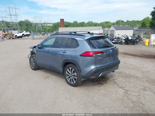 2025 Toyota Corolla Cross Xle მანქანა იყიდება აუქციონზე, vin: 7MUDAABG8SV142018, აუქციონის ნომერი: 45196303