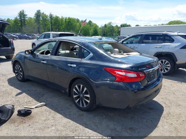 Nissan Altima 2.5 Sv 2017 1N4AL3AP7HC235309 Image 3