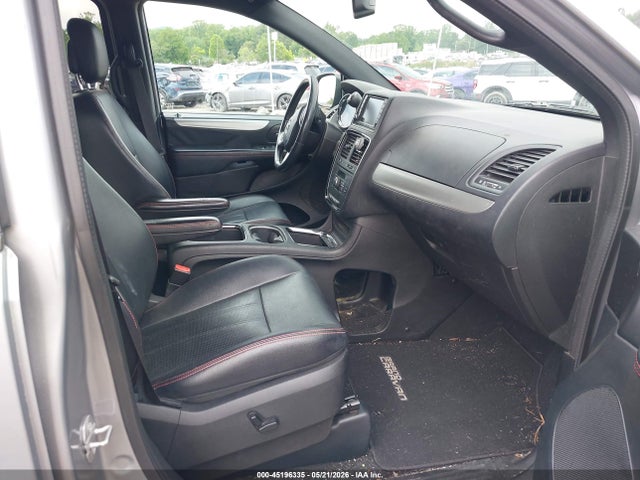 Продаж на аукціоні авто 2015 Dodge Grand Caravan R/t, vin: 2C4RDGEG3FR704797, номер лоту: 45196335
