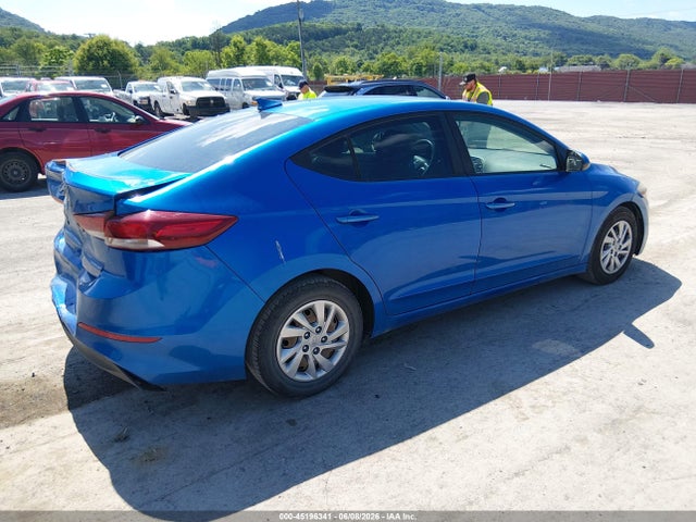 45196341 :رقم المزاد ، KMHD74LF4HU338876 vin ، 2017 Hyundai Elantra Se مزاد بيع