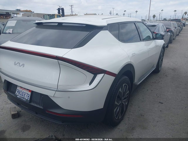 KIA EV6 LIGHT 2024 KNDC34LB2R5619868 Image 4