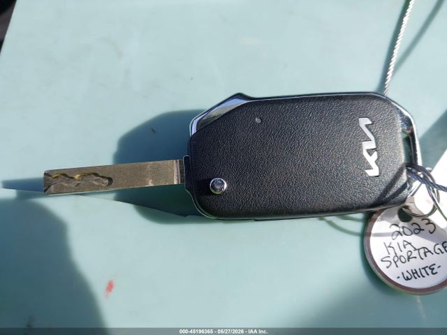 2023 Kia Sportage Lx მანქანა იყიდება აუქციონზე, vin: KNDPUCAF3P7185671, აუქციონის ნომერი: 45196365