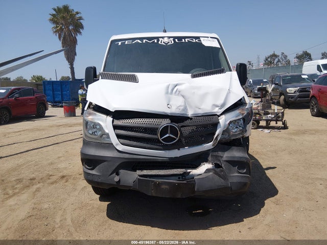 Aukcja sprzedaży 2015 Mercedes-benz Sprinter 2500 Normal Roof, vin: WD3PE7DC1FP172819, numer aukcji: 45196387