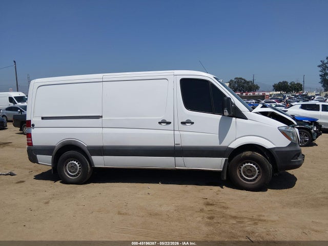 Aukcja sprzedaży 2015 Mercedes-benz Sprinter 2500 Normal Roof, vin: WD3PE7DC1FP172819, numer aukcji: 45196387