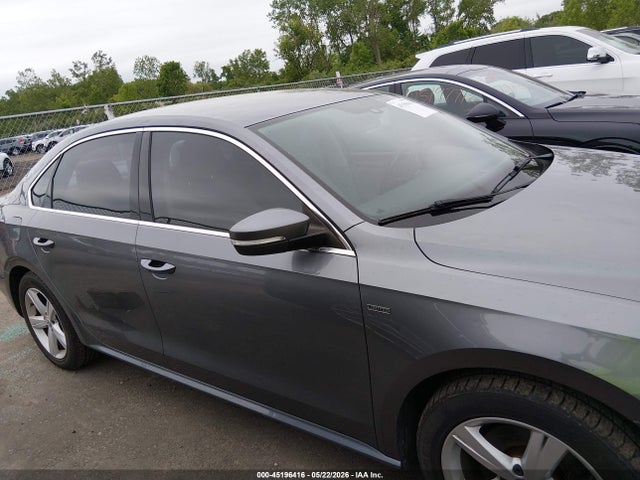 Продаж на аукціоні авто 2015 Volkswagen Passat 1.8t Limited Edition, vin: 1VWAT7A31FC099137, номер лоту: 45196416