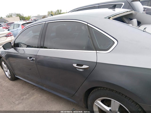 Aukcja sprzedaży 2015 Volkswagen Passat 1.8t Limited Edition, vin: 1VWAT7A31FC099137, numer aukcji: 45196416
