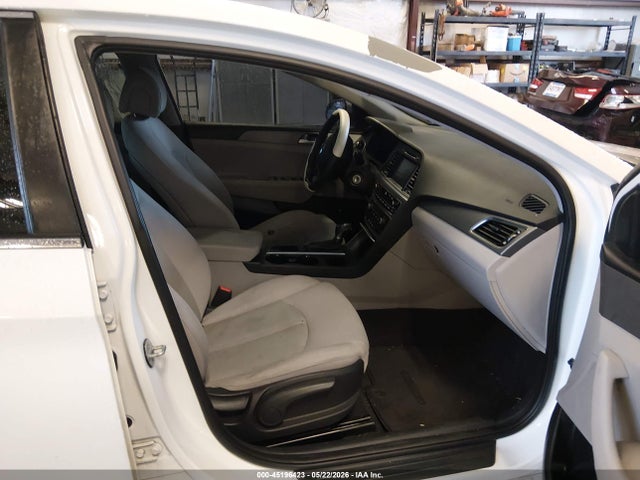 45196423 :رقم المزاد ، 5NPE24AF2HH481359 vin ، 2017 Hyundai Sonata Se مزاد بيع
