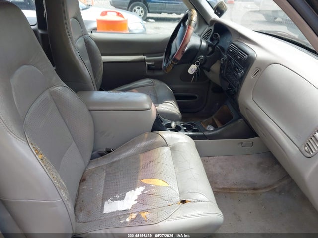 1997 Ford Explorer მანქანა იყიდება აუქციონზე, vin: 1FMDU24E1VUC27605, აუქციონის ნომერი: 45196439
