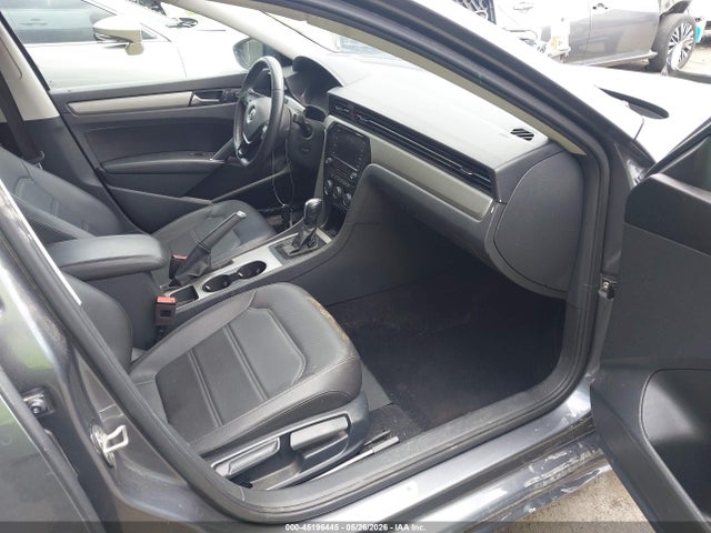 Продажа на аукционе авто 2022 Volkswagen Passat 2.0t Se, vin: 1VWSA7A36NC007691, номер лота: 45196445