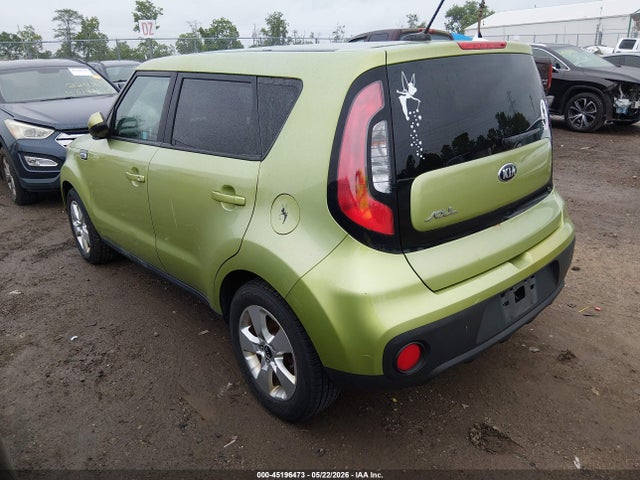 45196473 :رقم المزاد ، KNDJN2A22H7882289 vin ، 2017 Kia Soul مزاد بيع