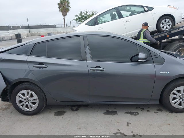 Продаж на аукціоні авто 2016 Toyota Prius Two, vin: JTDKBRFU3G3000892, номер лоту: 45196487