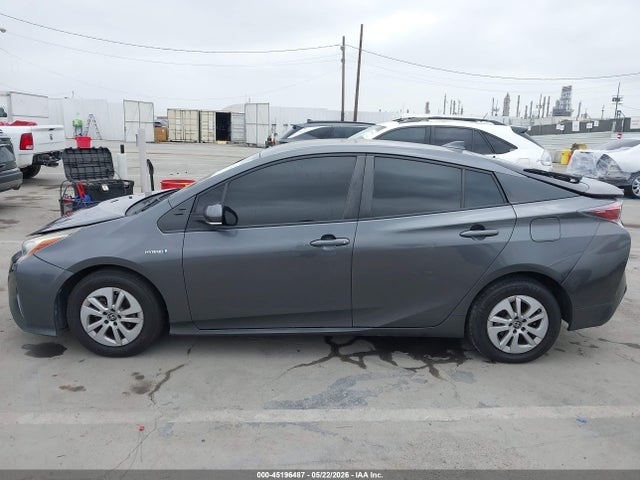Продаж на аукціоні авто 2016 Toyota Prius Two, vin: JTDKBRFU3G3000892, номер лоту: 45196487